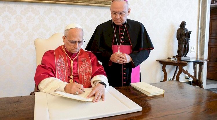Vatican Offers ‘Dialogue’ with SSPX