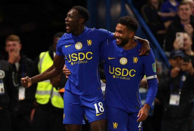 Chelsea fight back from 2-0 down to beat Leeds 6-3