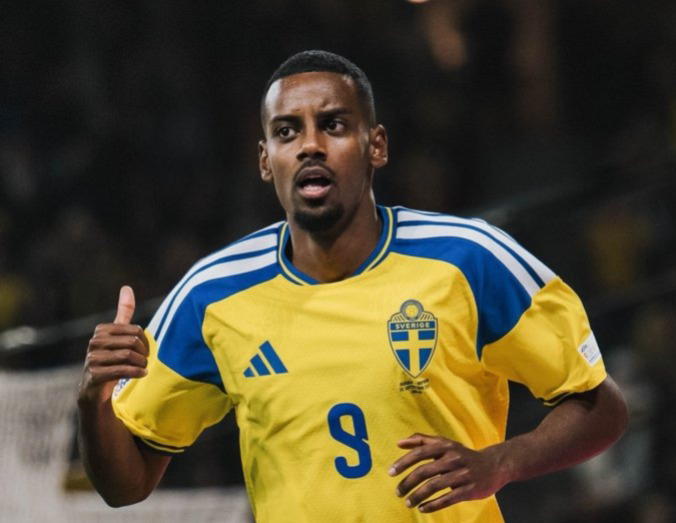 Liverpool star Alexander Isak suffers fresh injury, withdraws from Sweden duty