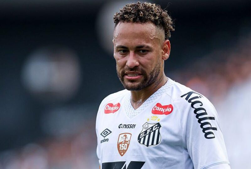 Neymar Slams Santos Pitch After Injury Scare