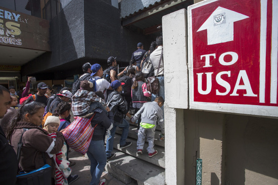 Trump's best October surprise: Immigration reform