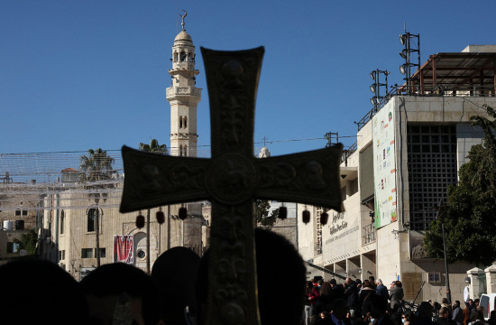 Why are Christians leaving for Islam?